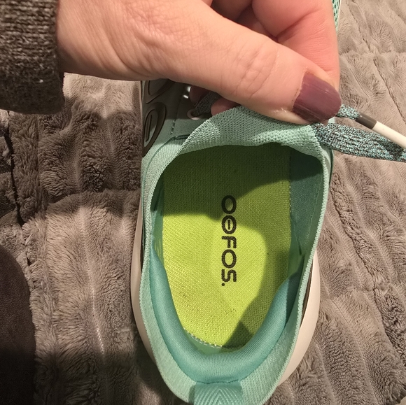 OOFOS Womens Size 8  Oomy Stride Emerald Green White - Picture 6 of 9